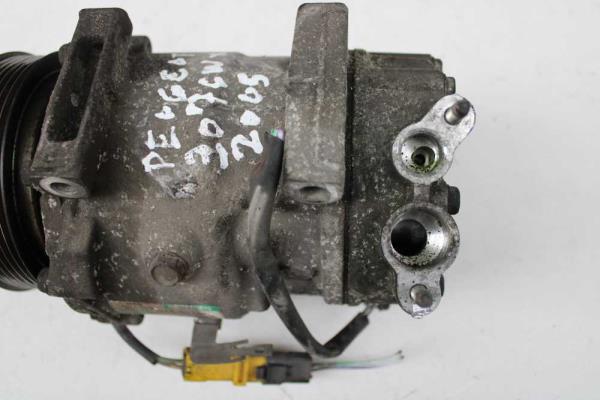 COMPRESSEUR DE CLIMATISATION CITROEN / PEUGEOT - Vue 2